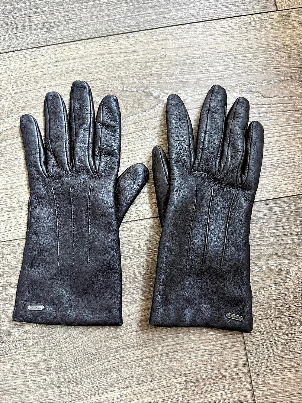 Coach Leather Gloves in Black Size 7 great condition